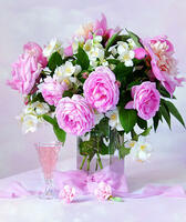 Без бренда «Нежный букетик с розами и настойка» в Хабаровске