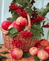 Без бренда «Плетёная корзина с калиной и яблоками» в Хабаровске