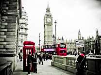 Часовая башня Вестминстерского дворца в Лондоне